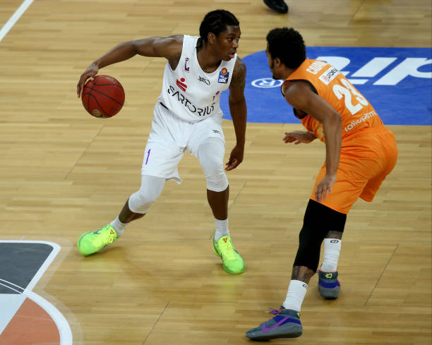 起伏常常成 起伏常常成