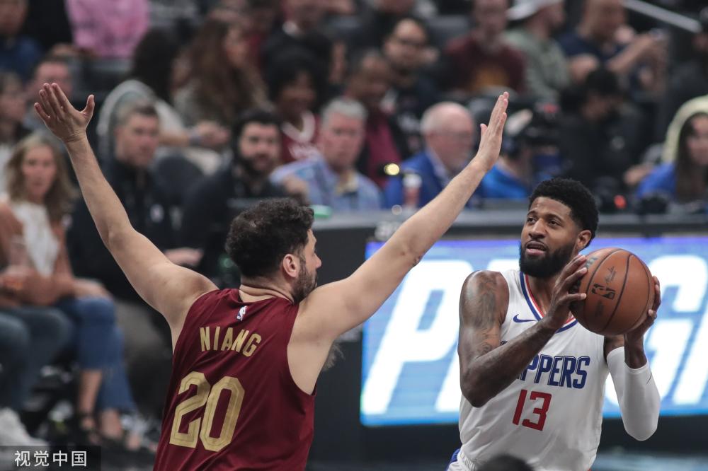 人队的表现 人队的表现